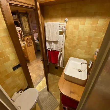 Incantevole Monolocale In Centro A Cortina. Cortina dʼAmpezzo