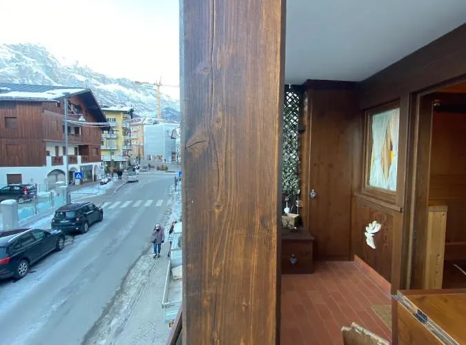 Incantevole Monolocale In Centro A Cortina. Apartman