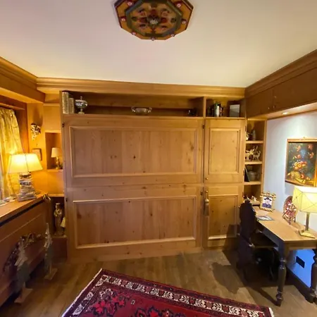 Incantevole Monolocale In Centro A Cortina. * Cortina d'Ampezzo